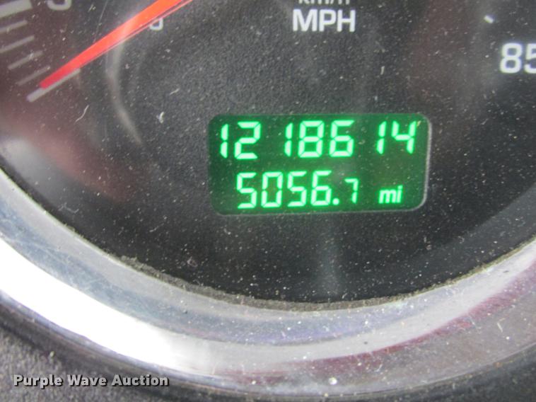 image for item DA8261 2007 Kenworth T600 semi truck