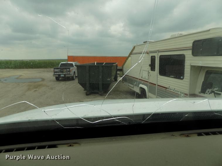 image for item DB9214 2003 Freightliner Columbia semi truck