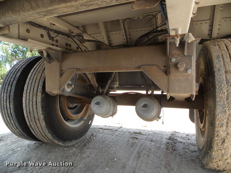 image for item DD5812 2010 Corn Husker 800 Ultra-Lite double hopper bottom grain trailer