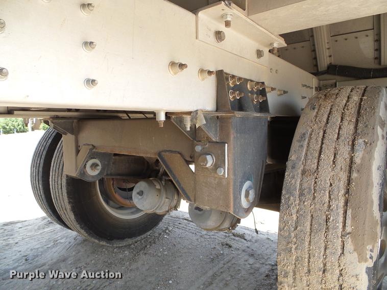 image for item DD5812 2010 Corn Husker 800 Ultra-Lite double hopper bottom grain trailer