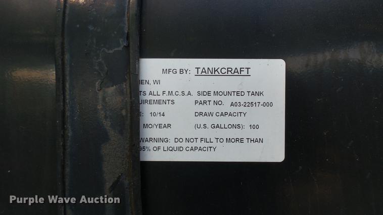 image for item DD7251 2000 Freightliner FL80 semi truck