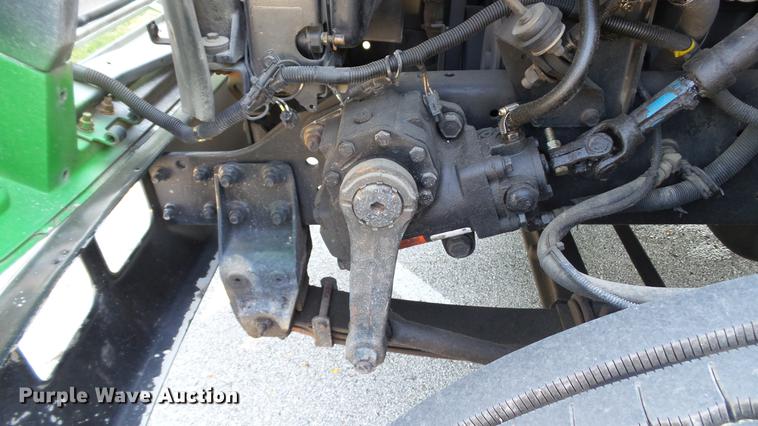 image for item DD7252 1997 International 8100 semi truck