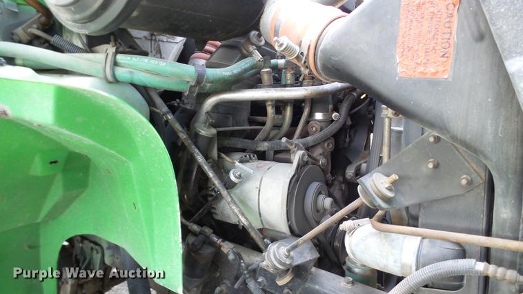 image for item DD7252 1997 International 8100 semi truck