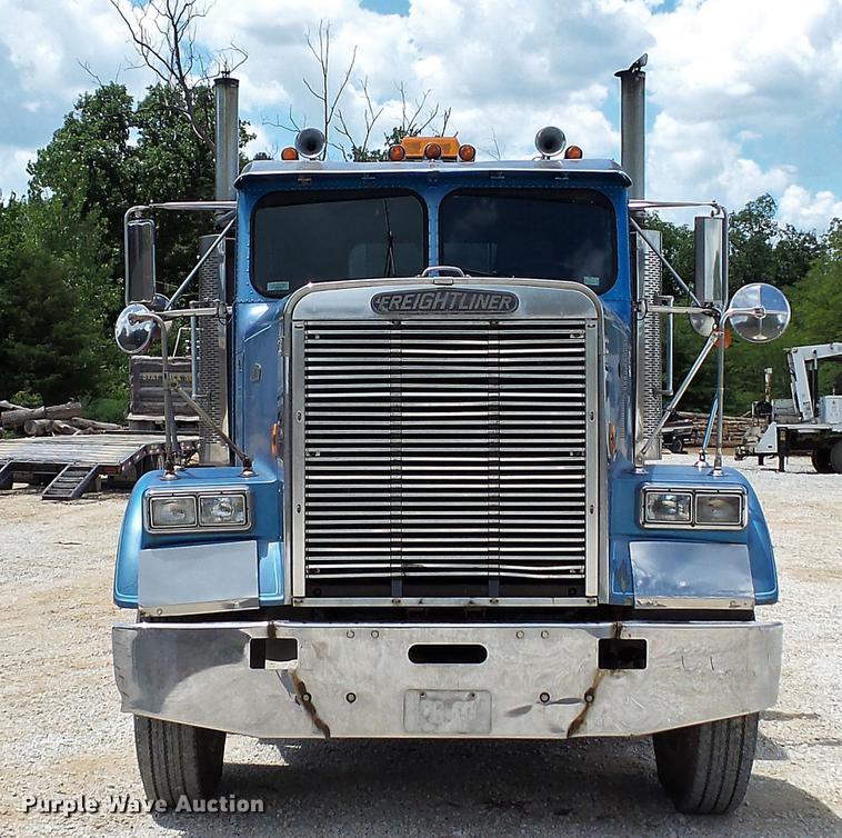 image for item DD7265 1989 Freightliner FC60 semi truck