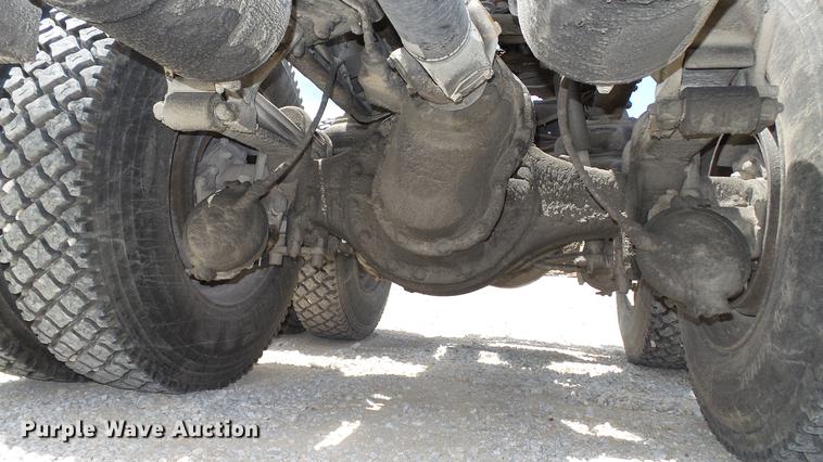 image for item DD7265 1989 Freightliner FC60 semi truck