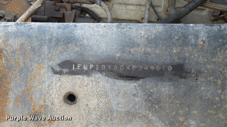 image for item DD7265 1989 Freightliner FC60 semi truck