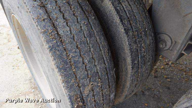 image for item DD7801 2007 Aulick 4270542 live bottom trailer