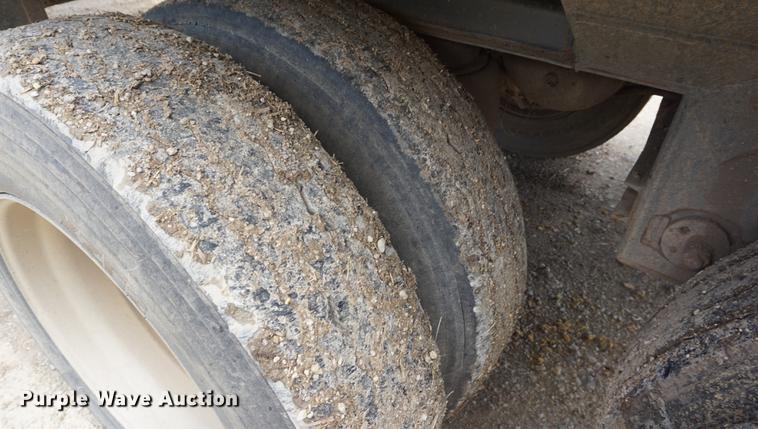 image for item DD7801 2007 Aulick 4270542 live bottom trailer