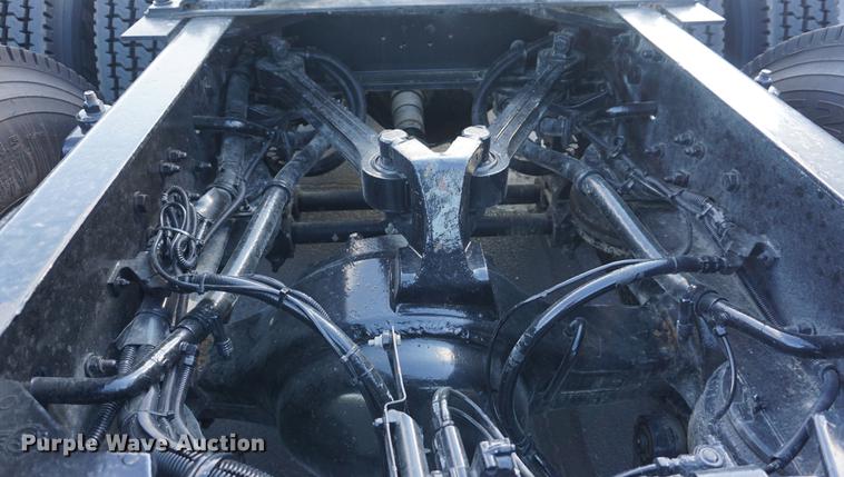 image for item DD7823 1999 Kenworth T800 semi truck