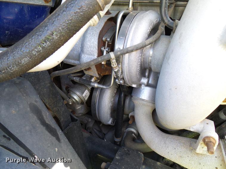 image for item DD8341 2013 International ProStar Plus semi truck