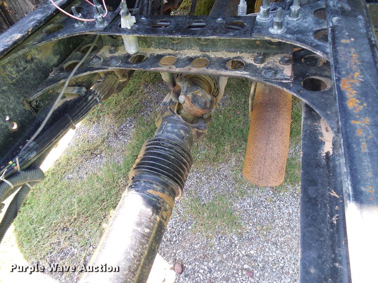 image for item DD8341 2013 International ProStar Plus semi truck