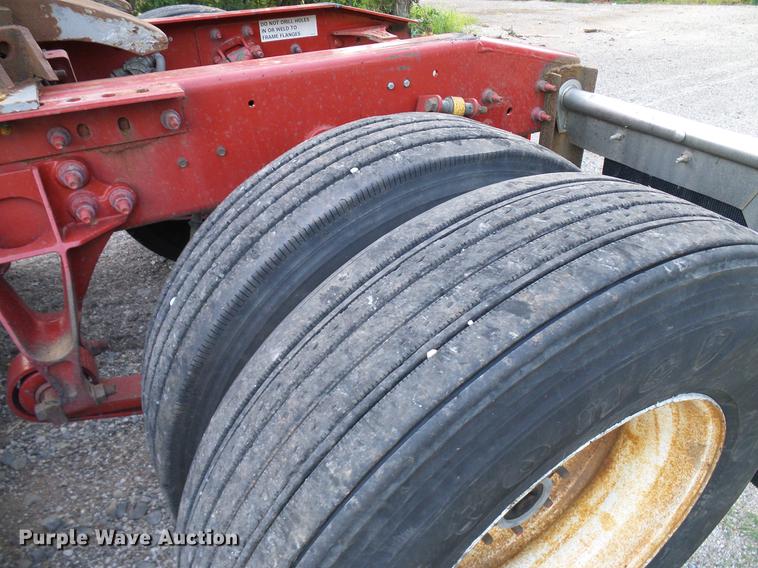 image for item DD8343 2013 International ProStar Plus semi truck