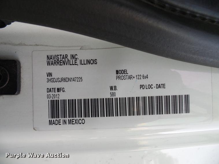 image for item DD8343 2013 International ProStar Plus semi truck