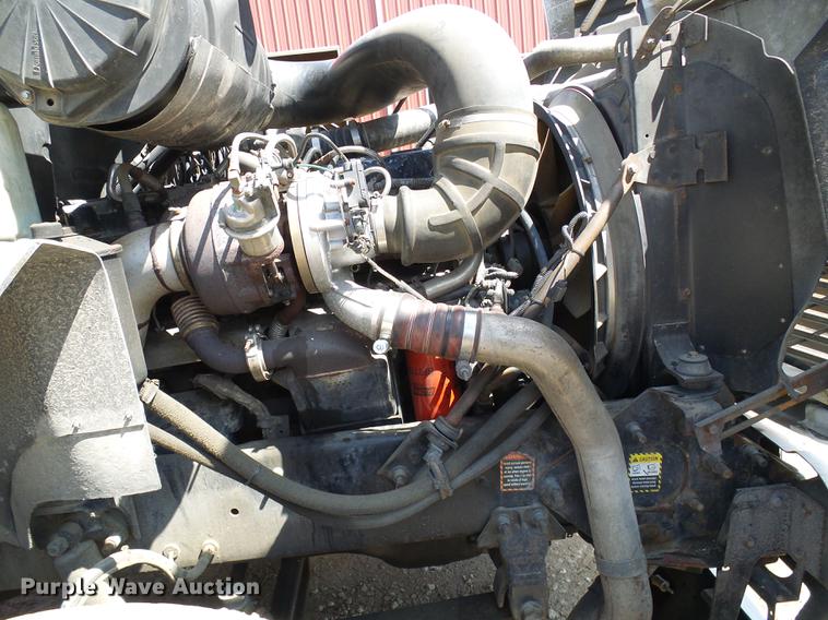 image for item DE5104 2004 Mack CX613 semi truck