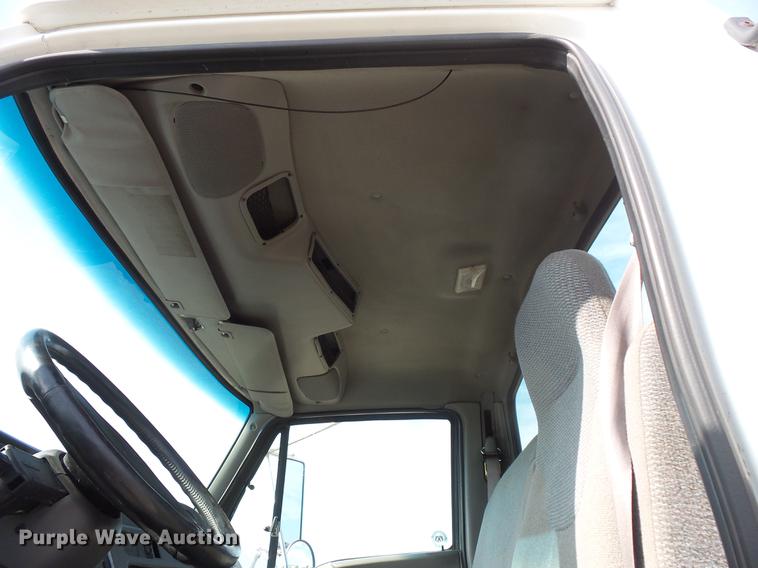 image for item DV9408 2000 Sterling L-Line truck cab and chassis