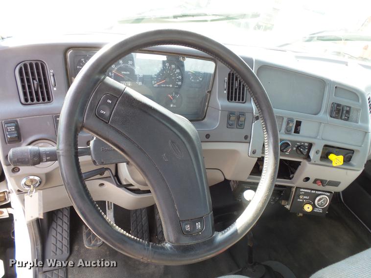 image for item DV9408 2000 Sterling L-Line truck cab and chassis