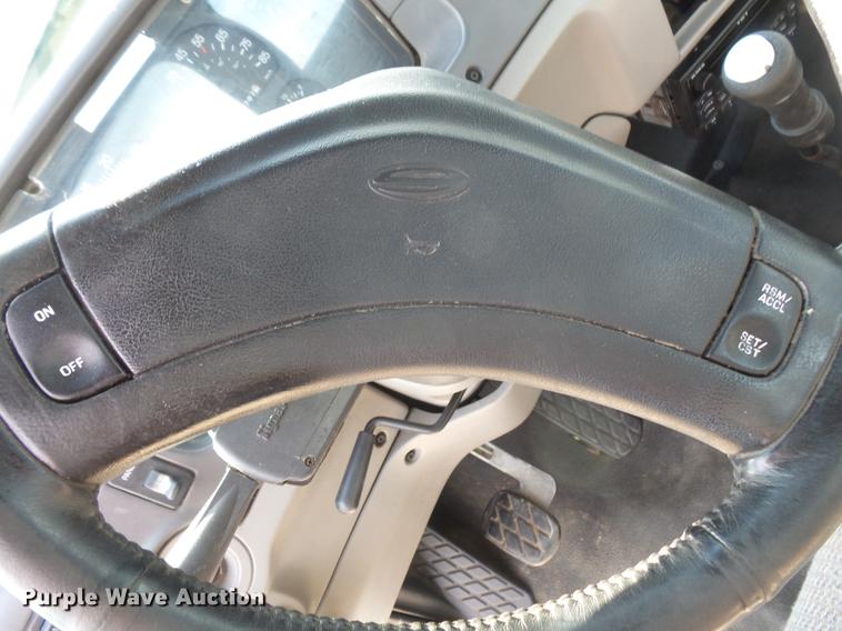 image for item DV9408 2000 Sterling L-Line truck cab and chassis