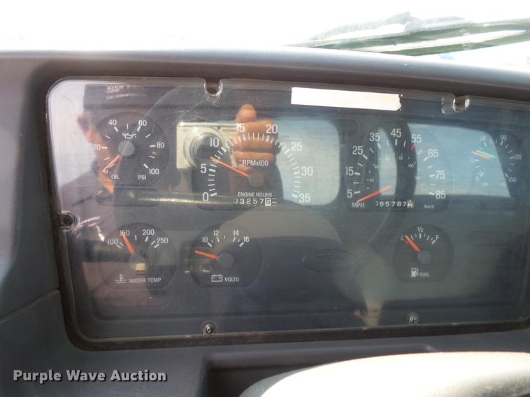 image for item DV9408 2000 Sterling L-Line truck cab and chassis