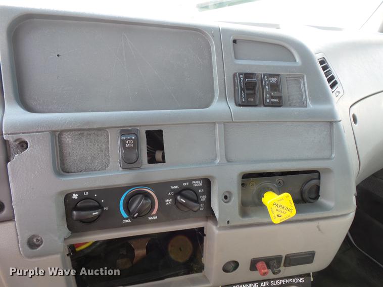 image for item DV9408 2000 Sterling L-Line truck cab and chassis