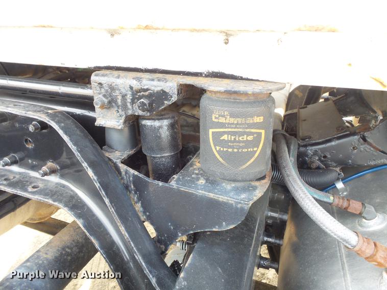 image for item DV9408 2000 Sterling L-Line truck cab and chassis