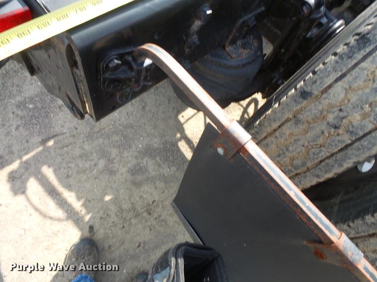 image for item DV9408 2000 Sterling L-Line truck cab and chassis