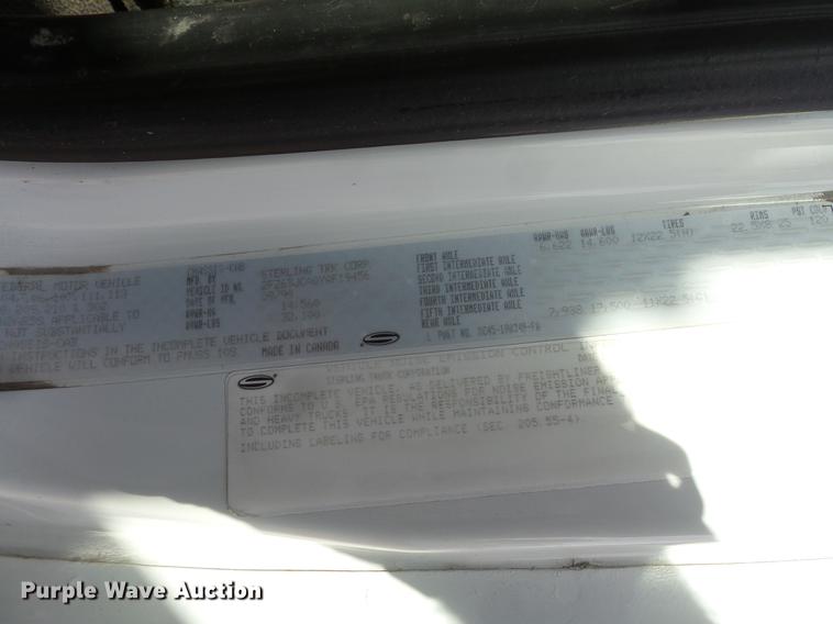 image for item DV9408 2000 Sterling L-Line truck cab and chassis