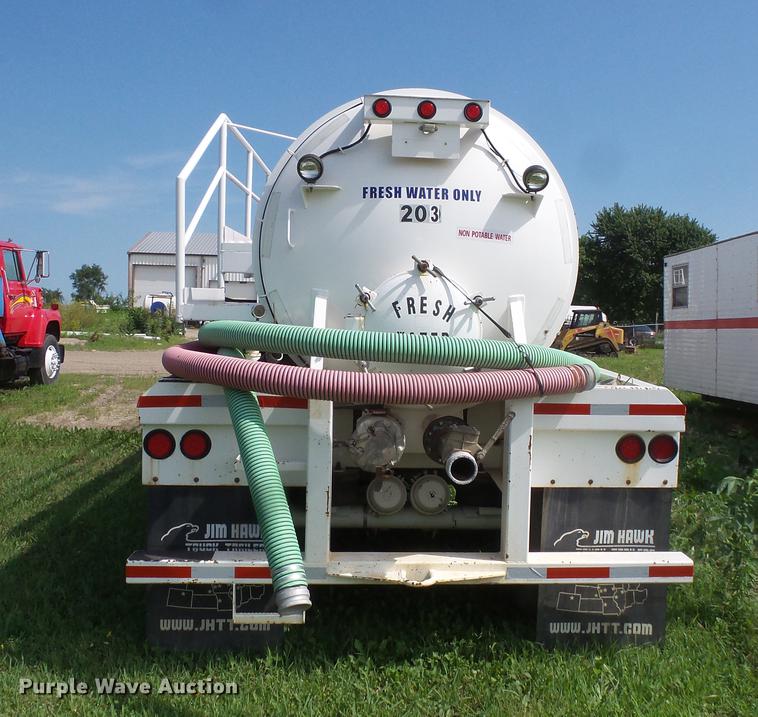 image for item DV9414 2011 Galyean 130 BBL vacuum trailer