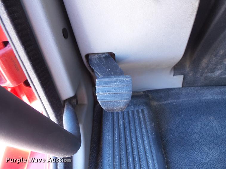 image for item DV9415 2009 Volvo VN semi truck