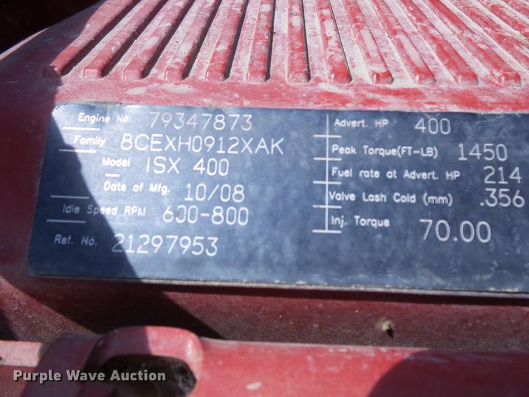 image for item DV9415 2009 Volvo VN semi truck