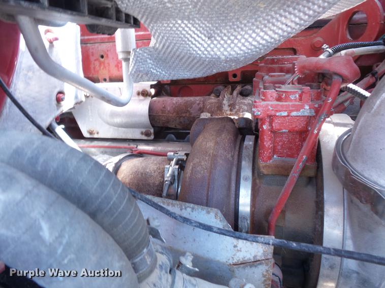 image for item DV9415 2009 Volvo VN semi truck