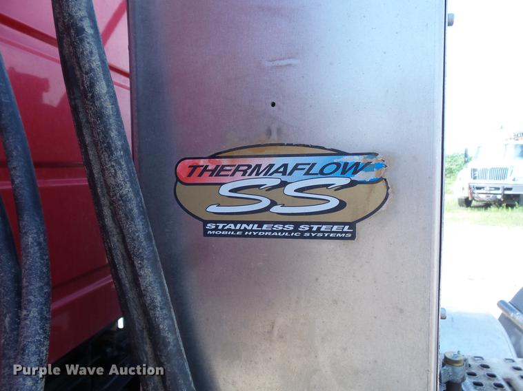 image for item DV9415 2009 Volvo VN semi truck