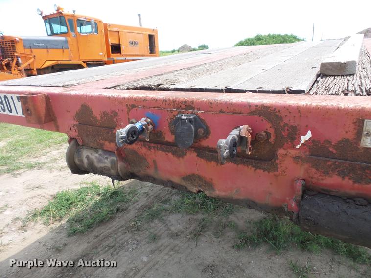 image for item DV9420 1996 Trail King TK70MG-482 double drop deck equipment trailer