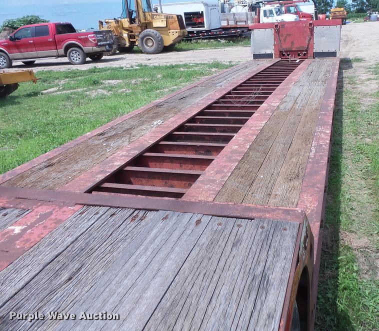 image for item DV9420 1996 Trail King TK70MG-482 double drop deck equipment trailer