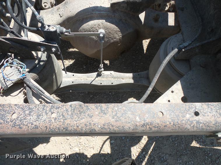 image for item DV9444 1995 International 9200 semi truck