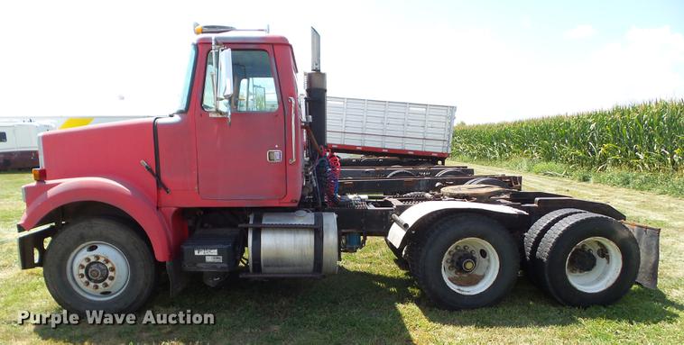 image for item DZ9053 1984 White WCM semi truck