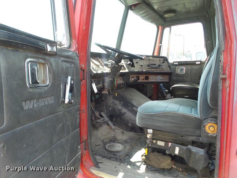 image for item DZ9053 1984 White WCM semi truck