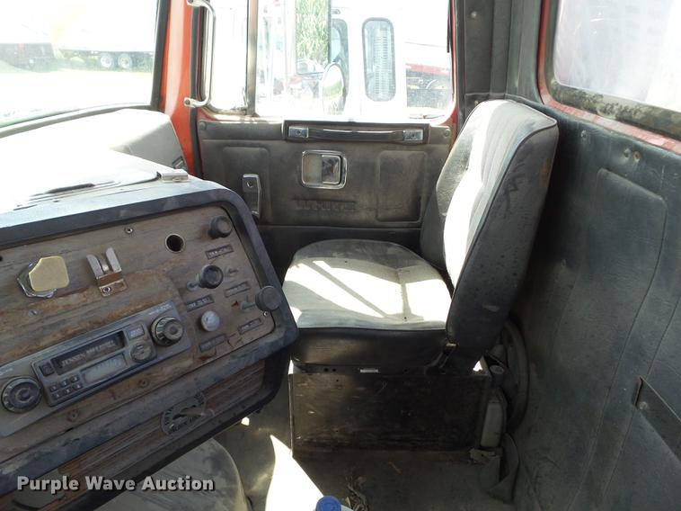 image for item DZ9053 1984 White WCM semi truck