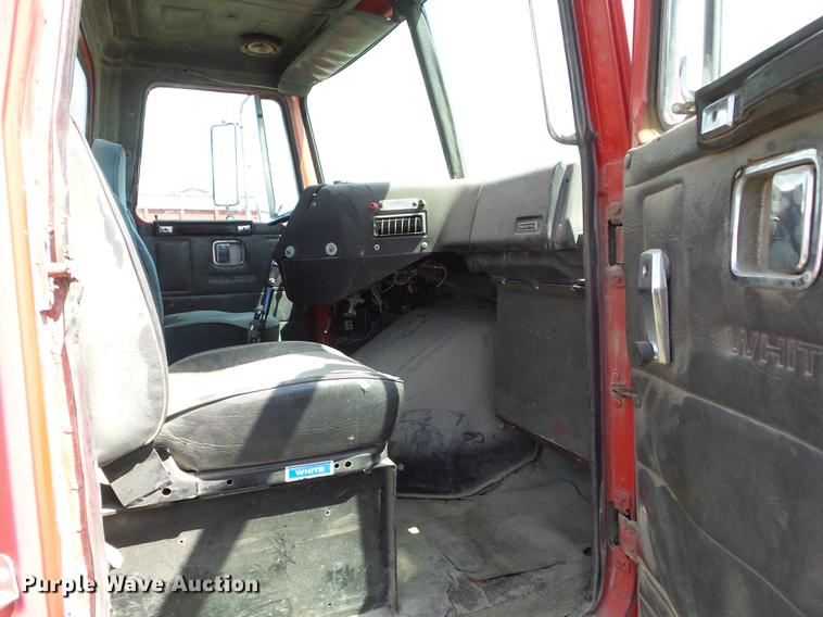 image for item DZ9053 1984 White WCM semi truck