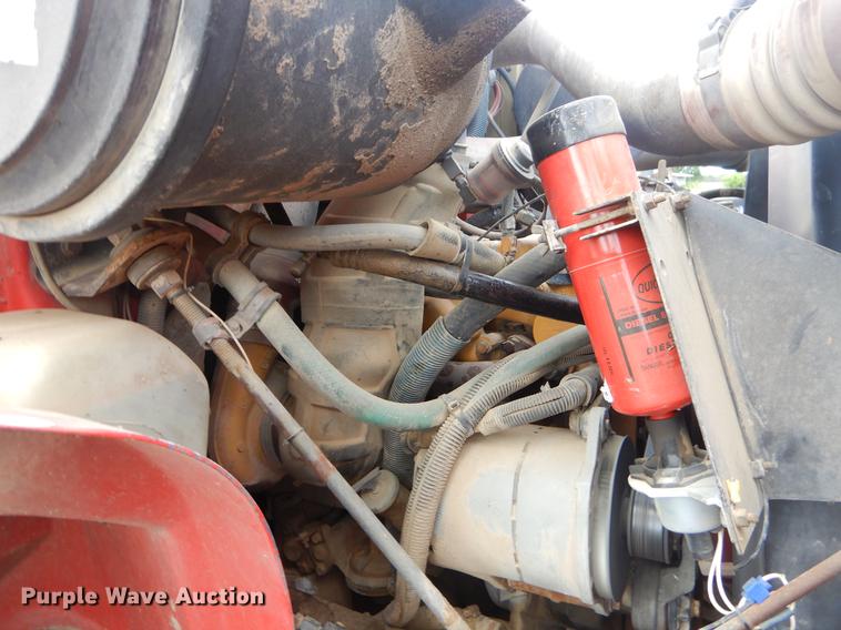 image for item EK9594 1993 International 8100 semi truck