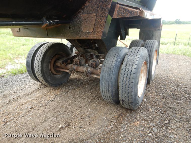 image for item EK9595 1997 Ranch end dump trailer