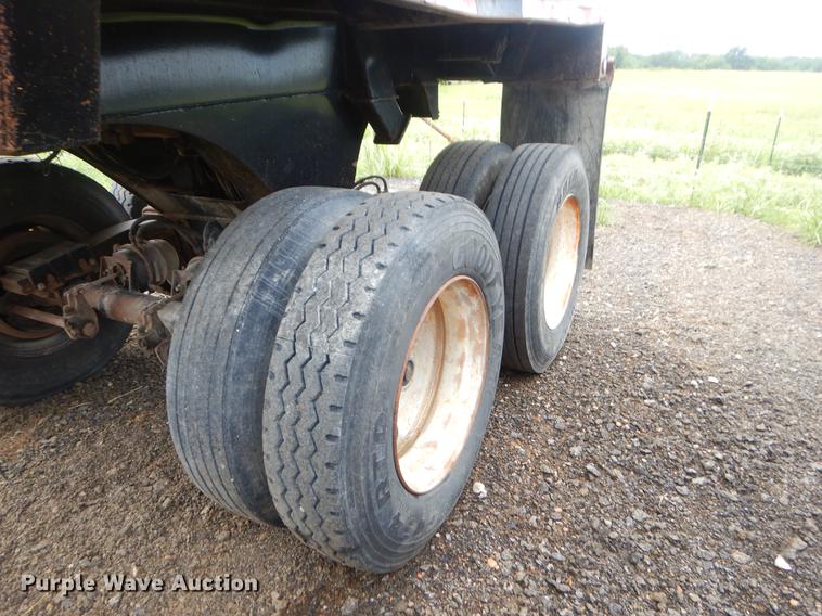 image for item EK9595 1997 Ranch end dump trailer