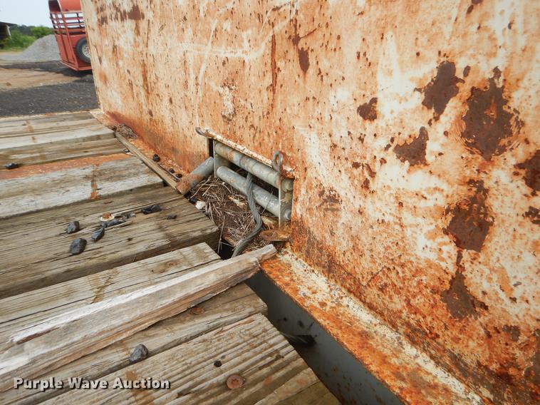 image for item EK9597 1988 Atoka equipment trailer