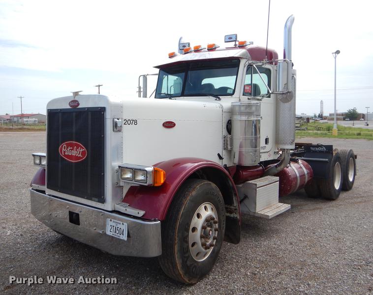 image for item EK9618 2005 Peterbilt 379 semi truck