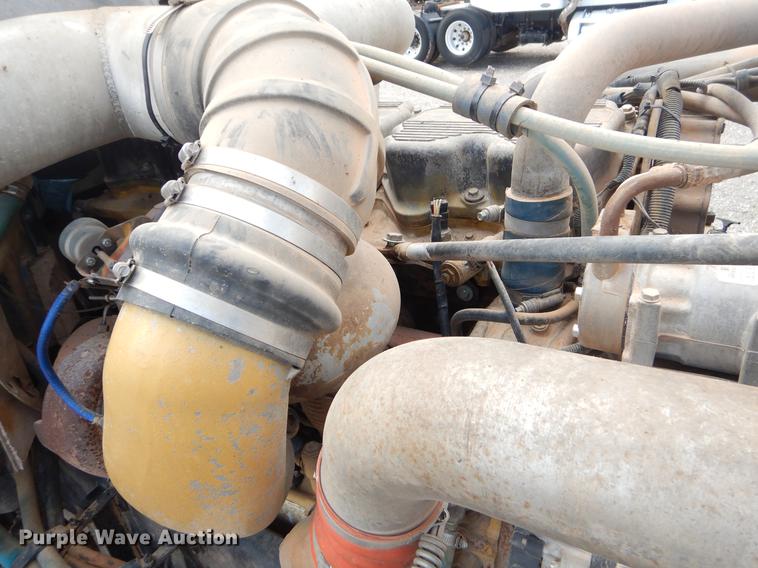 image for item EK9618 2005 Peterbilt 379 semi truck