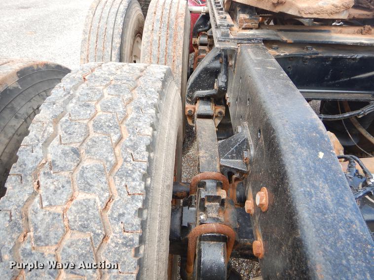 image for item EK9618 2005 Peterbilt 379 semi truck