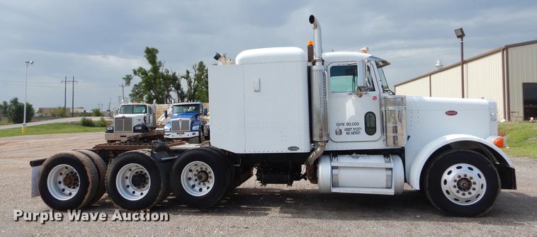 image for item EK9619 2004 Peterbilt 379 semi truck