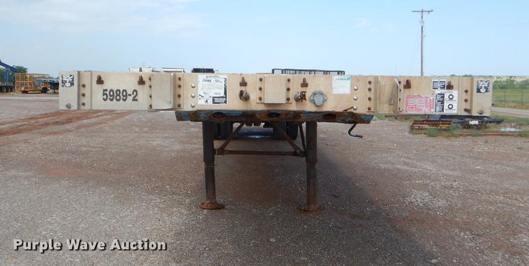 image for item EK9620 1999 Wilson CF-900 flatbed trailer