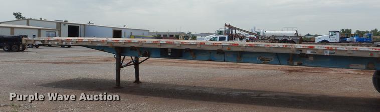 image for item EK9620 1999 Wilson CF-900 flatbed trailer