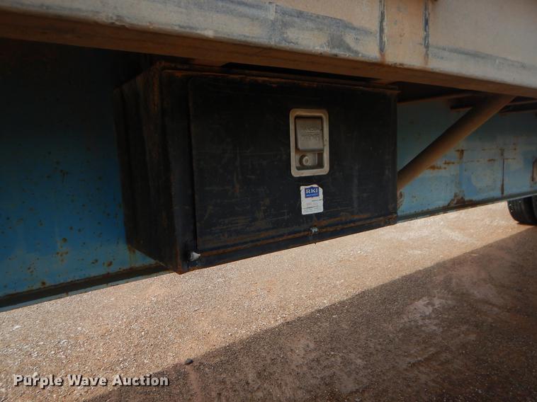 image for item EK9620 1999 Wilson CF-900 flatbed trailer