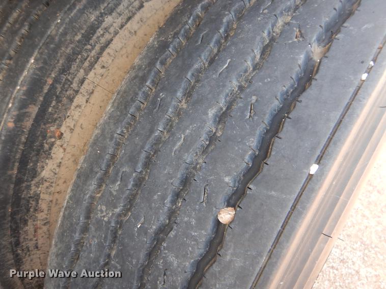 image for item EK9620 1999 Wilson CF-900 flatbed trailer